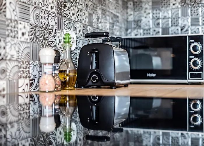 Pilsudskiego 80 - 4 Minuty Do Dworca Glownego Pkp 아파트 *