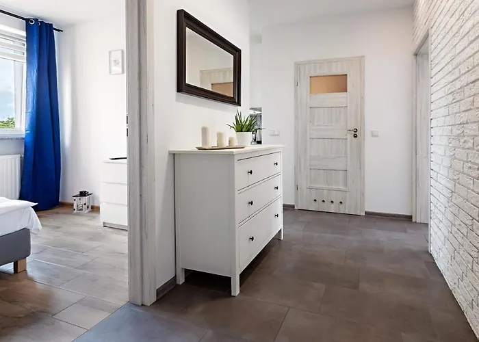 Pilsudskiego 80 - 4 Minuty Do Dworca Glownego Pkp 아파트 *